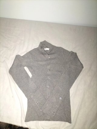 Jersey Bershka gris botones manga larga