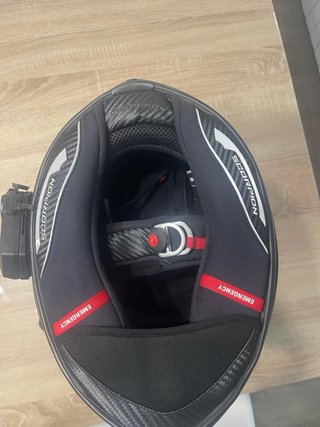 Casco Scorpion Moto Talla M con el transmisor