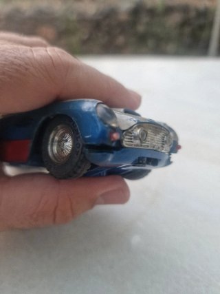 Scalextric Aston Martin