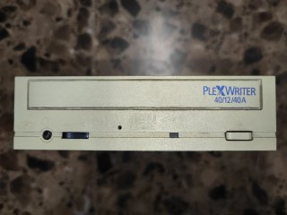 Grabadora CD-RW Plextor PlexWriter 40/12/40A IDE