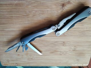 Multiherramienta 11 en 1 Alicate 17.8 cm