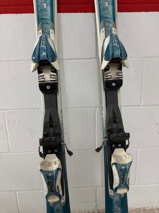 Sci Volkl 140cm + bastoncini Salomon 115cm