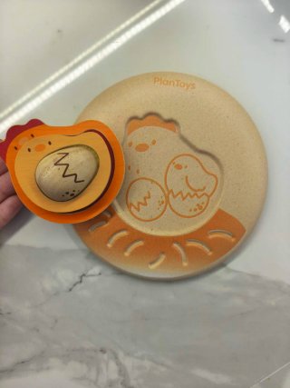 Puzzle Madera Pollitos PlanToys 12 meses