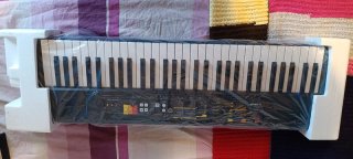 Teclado Yamaha PSR-F52