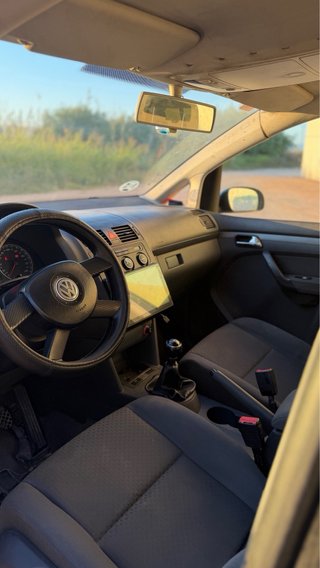 VOLKSWAGEN TOURAN 1.9 TDI 6 VELOCIDADES
