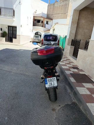 Yamaha MT-07 Tracer Negra