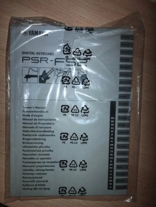 Tastiera digitale Yamaha PSR-F52