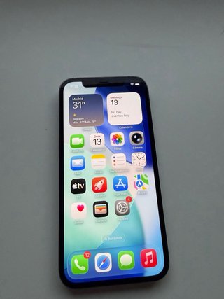 iPhone 12 Pro Gris Espacial 128GB + 4 Fundas