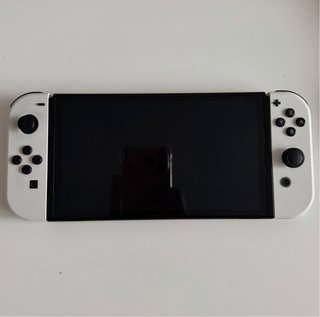 Nintendo Switch OLED Bianca + Accessori