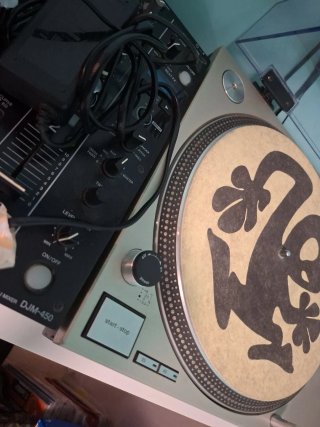 Technics SL-1200MK2 in argento, tutto originale con scatola