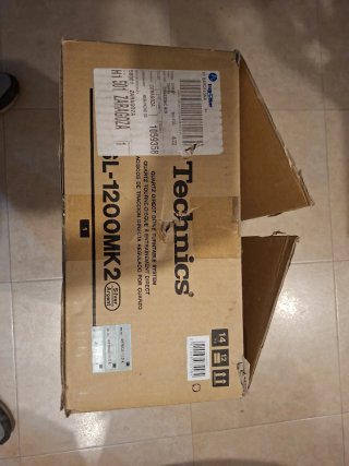 Technics SL-1200MK2 in argento, tutto originale con scatola