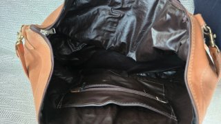 Bolsa de viaje de piel marrón