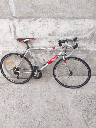 Bicicleta de carreras 24"