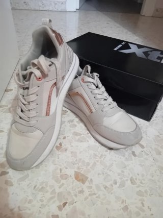 Sneakers sportive da donna Xti