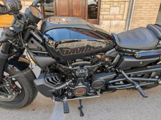 Harley-Davidson Sportster 1200 Negra