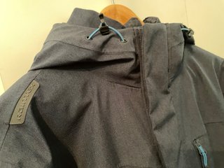 Abrigo C&A Invierno Talla XL Azul grisaceo