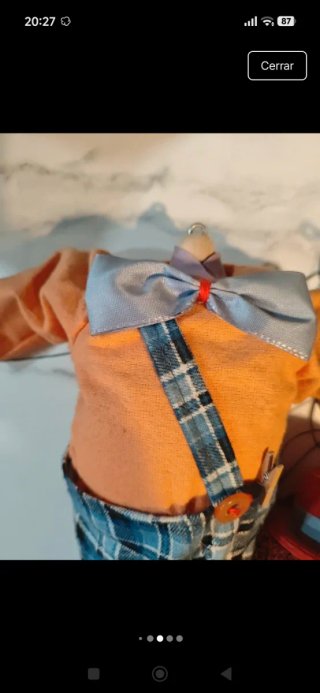 Marioneta Rici artesanal hecha a mano