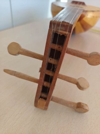 Mini Laúd Árabe Madera Artesanal.Nuevo a estrenar.