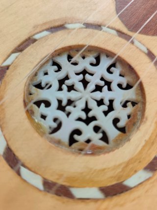 Mini Laúd Árabe Madera Artesanal.Nuevo a estrenar.