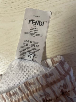Costume Fendi Nuovo con Etichetta