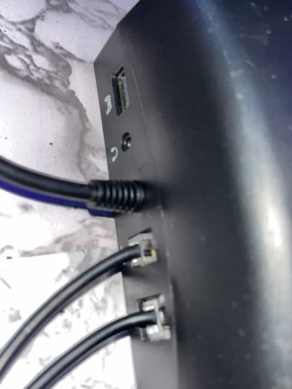 Volante Subsonic GS650-X con pedales