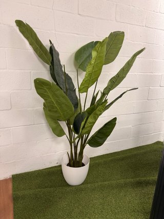 Varias Plantas Artificiales - Precio por unidad