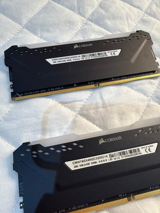 Corsair 16GB (2x8GB) DDR4 3200MHz CMW16GX4M2C3200C