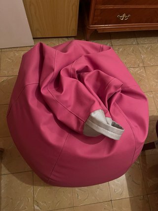 Puff rosa piel sintética