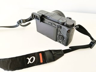 8.241 DISPAROS Sony Alpha 6400 con objetivo kit