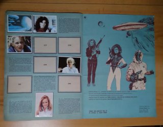 Álbum de cromos Galáctica y V lote