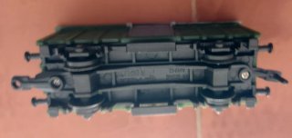 Tren Locomotora Verde marca NEW RAY