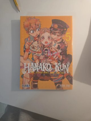 Hanako-Kun : el fantasma del lavabo