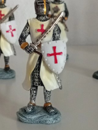 Figuras Caballeros Templarios Resina