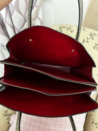 Bolso Axel Negro y Dorado