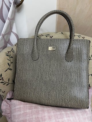 Bolso Axel Negro y Dorado