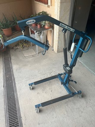 Grua para minusvalidos/discapacitados