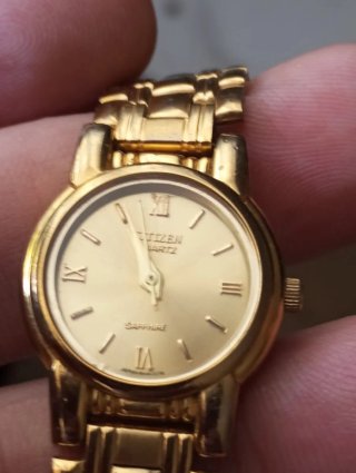 Reloj Citizen Quartz Oro Mujer