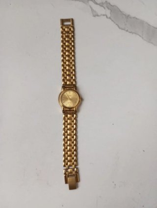 Reloj Citizen Quartz Oro Mujer