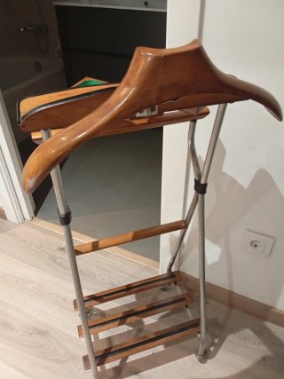 Galan de noche vintage madera y metal