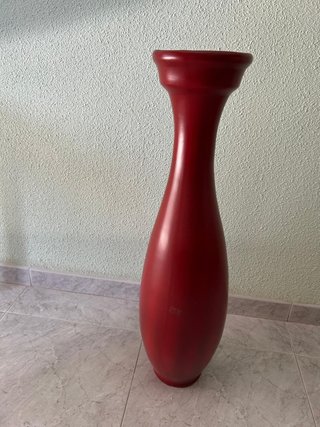 Jarrón decorativo rojo liso alto