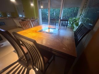 Mesa comedor madera maciza + 8 sillas