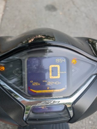 Honda SH125i Negra