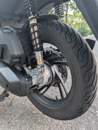 Honda SH125i Negra