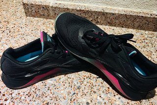 Zapatillas Reebok Nano X4 Negras y Rosas