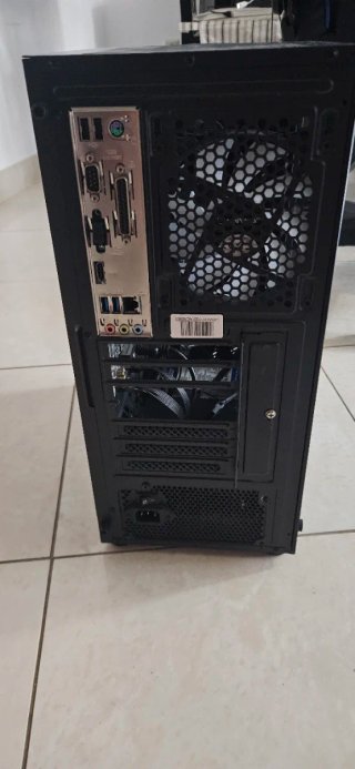 Lote di computer desktop