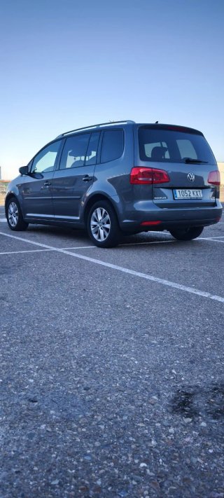 Volkswagen Touran 2013