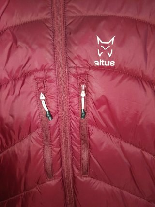 Chaqueta Altus Granate con Capucha