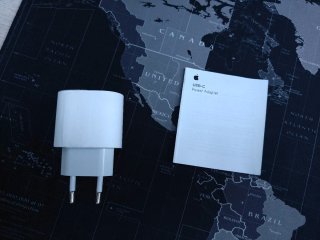 Cargador Apple USB-C 20W