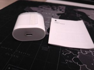 Cargador Apple USB-C 20W