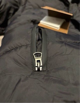 Abrigo Burberry Negro con Capucha